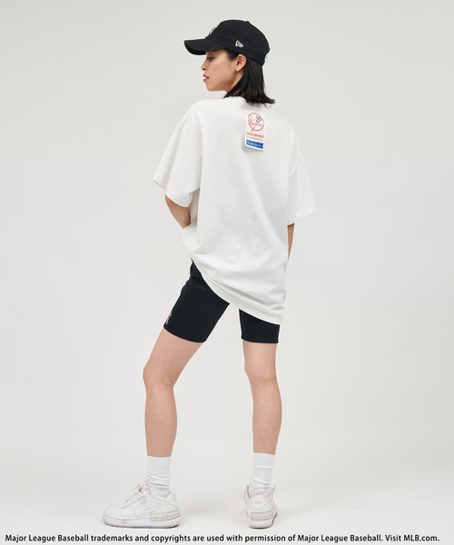 BACK TO THE FIELD（バック トゥー ザ フィールド）の「【MLB】オーバーサイズバックタグTシャツ（Tシャツ/カットソー・レディース・ホワイト/ブラック/グリーン・FREE）」の20枚目の写真
