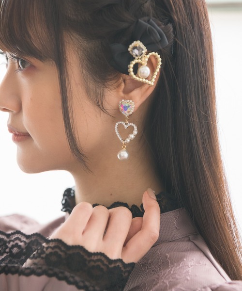 ROJITA(ロジータ)の「パール付きビジュオープンハートイヤリング(イヤリング・レディース・ブラック/パープル/レッド/ピンク/ブルー/その他・FREE)」の16枚目の写真