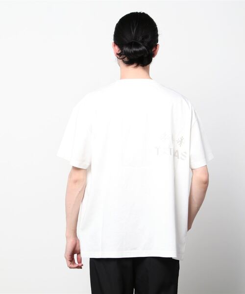 TATRAS(タトラス)の「TATRAS(タトラス)NUNKI 刺繍Tシャツ(Tシャツ/カットソー・メンズ・ホワイト/ブラック・2/4/3)」の13枚目の写真