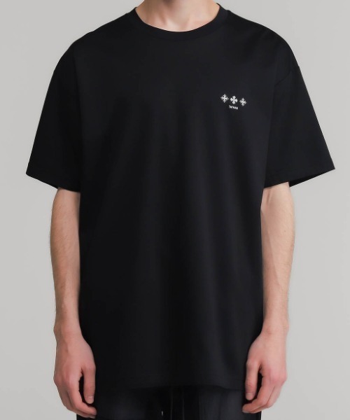 TATRAS(タトラス)の「TATRAS(タトラス)NUNKI 刺繍Tシャツ(Tシャツ/カットソー・メンズ・ホワイト/ブラック・2/4/3)」の6枚目の写真
