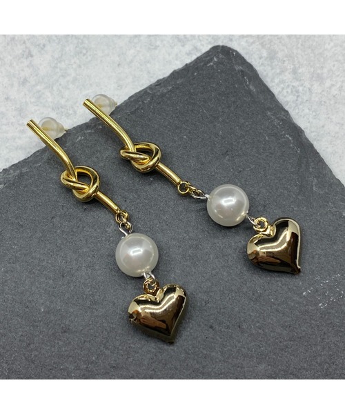 tone（トーン）の「【-lensa-】ミニハートのシンプルピアス（ゴールド）(MA)（ピアス（両耳用）・レディース・ゴールド・FREE）」の3枚目の写真
