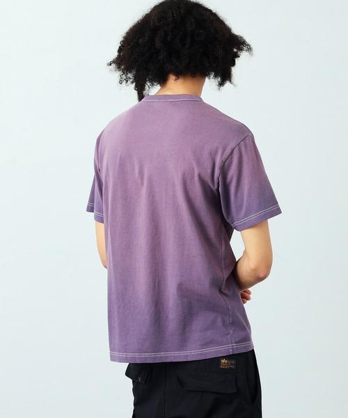 Alpha Industries（アルファインダストリーズ）の「【ユニセックス】ガーメントダイ半袖Tシャツ A.I.（Tシャツ/カットソー・メンズ・アーミー/パープル/レッド・MEDIUM/X-LARGE/LARGE）」の16枚目の写真