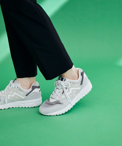 ADAM ET ROPE'（アダムエロペ）の「【KARHU】Legacy 96（スニーカー・レディース・ライトグレー・37/35/39）」の12枚目の写真