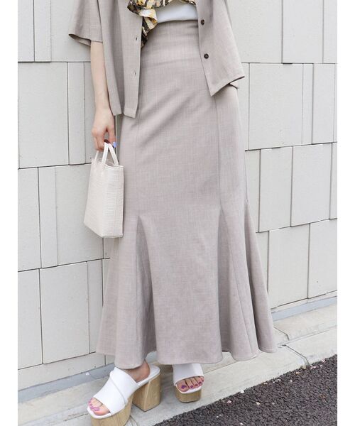 MURUA（ムルーア）の「リネンライクマーメイドスカート【セットアップ着用可能】（スカート・レディース・ベージュ/ブラウン/ブルー・1/2）」の10枚目の写真