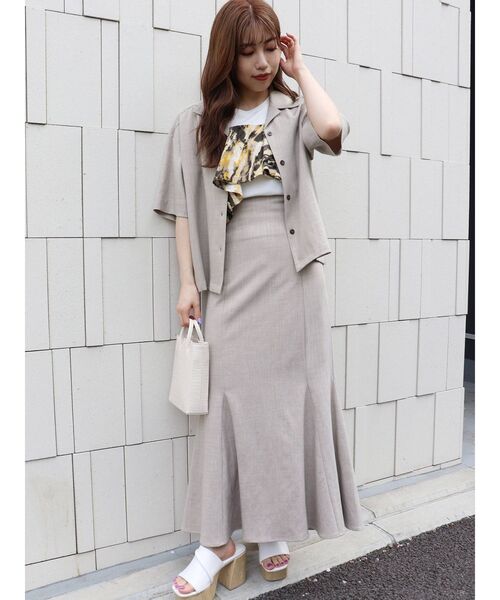 MURUA（ムルーア）の「リネンライクマーメイドスカート【セットアップ着用可能】（スカート・レディース・ベージュ/ブラウン/ブルー・1/2）」の11枚目の写真