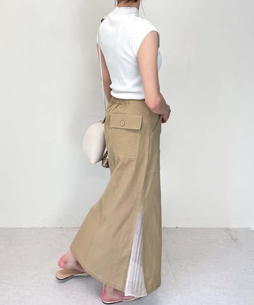 TEVALT(ヴァレット)の「サイドシアー麻混ベイカーSK(スカート・レディース・ベージュ/カーキ/キャメル・38)」の6枚目の写真