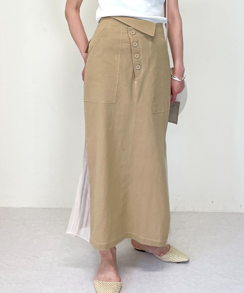 TEVALT(ヴァレット)の「サイドシアー麻混ベイカーSK(スカート・レディース・ベージュ/カーキ/キャメル・38)」の4枚目の写真