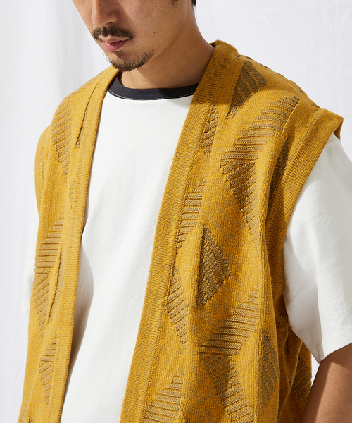 JOURNAL STANDARD（ジャーナルスタンダード）の「【GEOM PATTERN/ジオメパターン】ジャガード ボタンレス ベスト（ベスト・メンズ・ネイビー/アイボリー/クリアブルー/クリアイエロー/コバルトブルー/ブラック・MEDIUM/LARGE）」の6枚目の写真