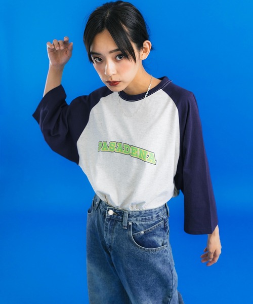 Ressaca(レサーカ)の「オーバーサイズ 別注 カレッジロゴ プリントラグランTシャツ(Tシャツ/カットソー・メンズ・ホワイト/グリーン/オートミール/ブラック/ブルー・M/L/XL)」の5枚目の写真