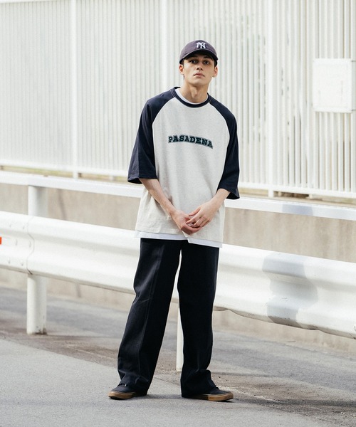 Ressaca(レサーカ)の「オーバーサイズ 別注 カレッジロゴ プリントラグランTシャツ(Tシャツ/カットソー・メンズ・ホワイト/グリーン/オートミール/ブラック/ブルー・M/L/XL)」の19枚目の写真