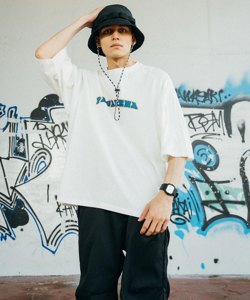 Ressaca(レサーカ)の「オーバーサイズ 別注 カレッジロゴ プリントラグランTシャツ(Tシャツ/カットソー・メンズ・ホワイト/グリーン/オートミール/ブラック/ブルー・M/L/XL)」の9枚目の写真