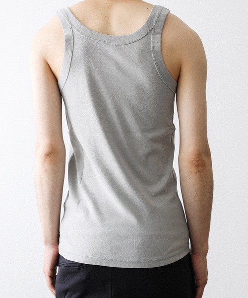 ATTACHMENT（アタッチメント）の「【 直営店・ZOZOTOWN限定 】フレスカファインハイゲージフライス / FRESCA FINE HIGH GAUGE FRIES TANK TOP（タンクトップ・メンズ・ホワイト/ライトグレー/ブラック・3/2/1）」の8枚目の写真
