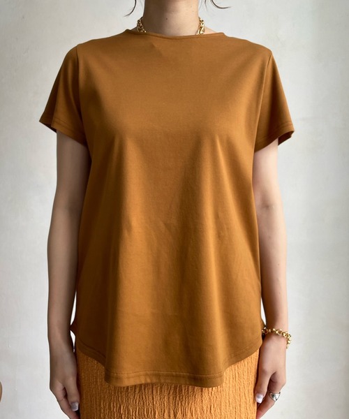DouDou(ドゥドゥ)の「【WEB限定】バックパールTEE(Tシャツ/カットソー・レディース・ブラウン/オフホワイト/ブラック・FREE)」の7枚目の写真