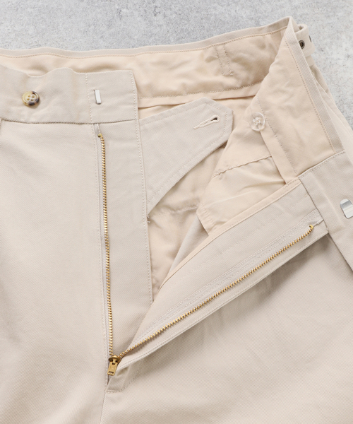 JOURNAL STANDARD（ジャーナルスタンダード）の「【Willis & Geiger / ウィリスアンドガイガー】 別注 GURKHA SHORTS（その他パンツ・メンズ・ベージュ/ネイビー・SMALL/MEDIUM/LARGE）」の16枚目の写真