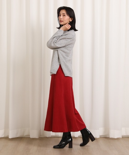 INED（イネド）の「コーデュロイマーメイドスカート（スカート・レディース・アイボリー/テラコッタ/ミント・9号/7号/11号）」の6枚目の写真