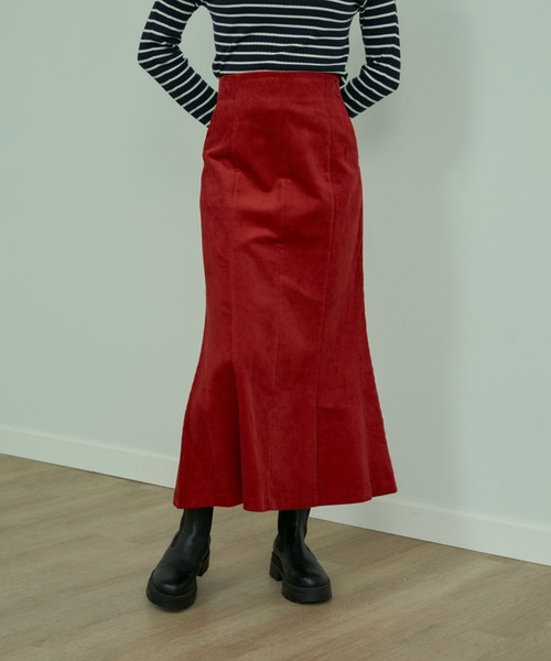 INED（イネド）の「コーデュロイマーメイドスカート（スカート・レディース・アイボリー/テラコッタ/ミント・9号/7号/11号）」の14枚目の写真