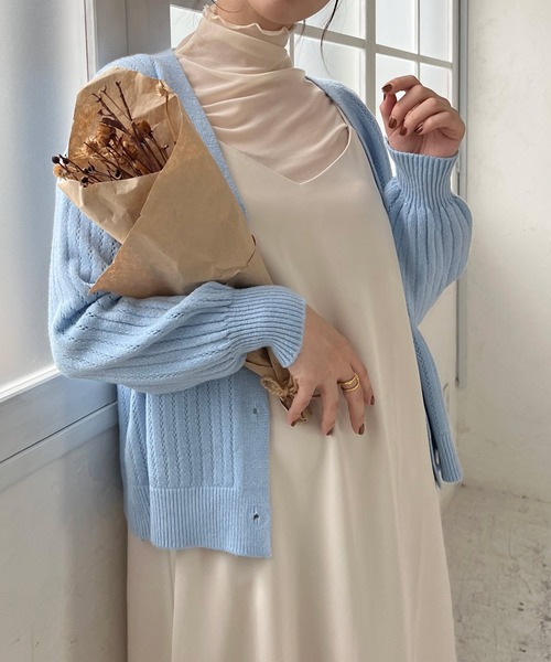 Lamoa(ラモア)の「Lamoa/Vネック ルーズ ニットカーディガン(カーディガン/ボレロ・レディース・ブラック/パープル/イエロー/ブルー/グリーン/アイボリー・FREE)」の5枚目の写真