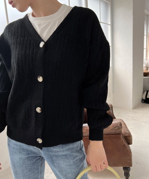 Lamoa(ラモア)の「Lamoa/Vネック ルーズ ニットカーディガン(カーディガン/ボレロ・レディース・ブラック/パープル/イエロー/ブルー/グリーン/アイボリー・FREE)」の16枚目の写真