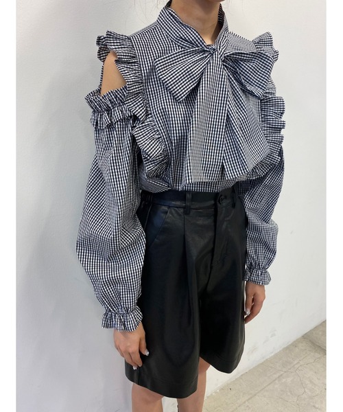 PHILLY（フィリー）の「フリル肩開きリボンブラウス（シャツ/ブラウス・レディース・ホワイト/ブラック/ブラック系その他・FREE）」の14枚目の写真