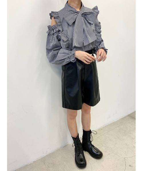 PHILLY（フィリー）の「フリル肩開きリボンブラウス（シャツ/ブラウス・レディース・ホワイト/ブラック/ブラック系その他・FREE）」の16枚目の写真