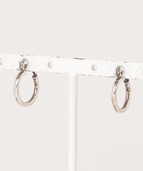 603（ロクマルサン）の「603  フープピアス（M)（ピアス（両耳用）・レディース・シルバー・FREE）」の2枚目の写真