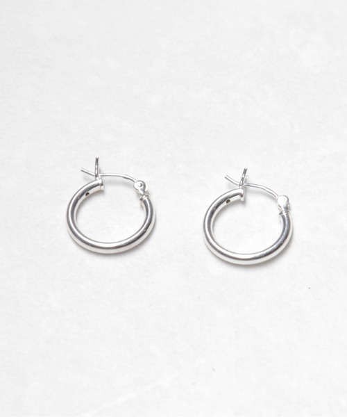 603（ロクマルサン）の「603  フープピアス（M)（ピアス（両耳用）・レディース・シルバー・FREE）」の3枚目の写真