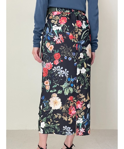 TEVALT(ヴァレット)の「フラワープリントIラインSK(スカート・レディース・アイボリー/ブラック・38)」の16枚目の写真