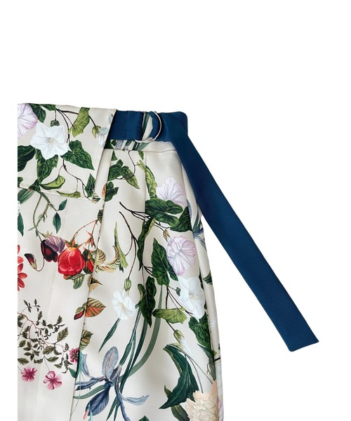 TEVALT(ヴァレット)の「フラワープリントIラインSK(スカート・レディース・アイボリー/ブラック・38)」の20枚目の写真