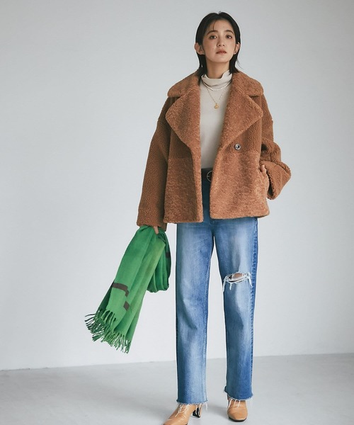 RIVE DROITE（リヴドロワ）の「小山田早織さんスタイリング/エコボア×エコファーショートコート（その他アウター・レディース・ブラウン/キャメル・FREE）」の6枚目の写真