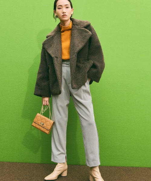 RIVE DROITE（リヴドロワ）の「小山田早織さんスタイリング/エコボア×エコファーショートコート（その他アウター・レディース・ブラウン/キャメル・FREE）」の3枚目の写真