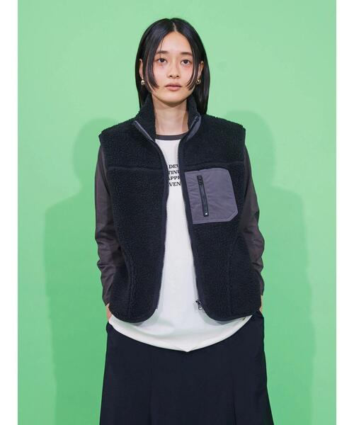 AMERICAN HOLIC（アメリカンホリック）の「異素材切り替えボアベスト（ダウンベスト・レディース・ナチュラル/カーキ/ブラック・L/M）」の11枚目の写真