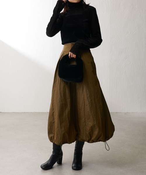 Lui's（ルイス）の「ベロアメッシュハイネックトップス（Tシャツ/カットソー・レディース・ネイビー/ブラック/グレイッシュベージュ・FREE）」の7枚目の写真