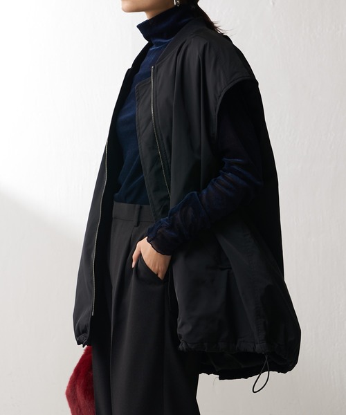 Lui's（ルイス）の「ベロアメッシュハイネックトップス（Tシャツ/カットソー・レディース・ネイビー/ブラック/グレイッシュベージュ・FREE）」の17枚目の写真