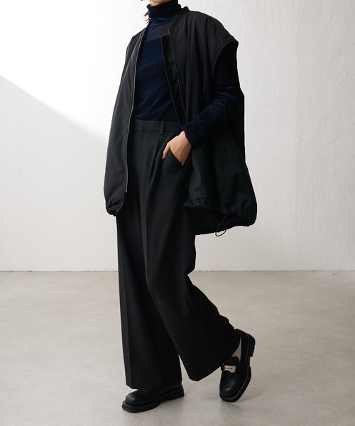 Lui's（ルイス）の「ベロアメッシュハイネックトップス（Tシャツ/カットソー・レディース・ネイビー/ブラック/グレイッシュベージュ・FREE）」の18枚目の写真