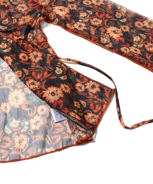 ANNA SUI NYC(アナ スイ エヌ ワイ シー)の「ANNA SUI NYC メロー切替シフォントップス(Tシャツ/カットソー・レディース・パープル/オレンジ/グリーン・M/L)」の8枚目の写真