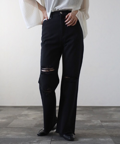 ap retro（アプレトロ）の「ダメージデニムワイドパンツ　カラーパンツ（デニムパンツ・レディース・ブルー/アイボリー/ブラック・MEDIUM/LARGE）」の2枚目の写真