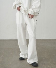 FEKETE（フェケテ）の「2WAY SWEAT JOGGER PANTS / ワイドスウェットジョガーパンツ（スウェットパンツ・メンズ）」
