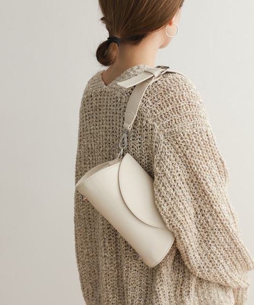 URBAN RESEARCH DOORS（アーバンリサーチドアーズ）の「2ストラップショルダーバッグ（ショルダーバッグ・レディース・アイボリー/ブラック/グリーン・-）」の2枚目の写真