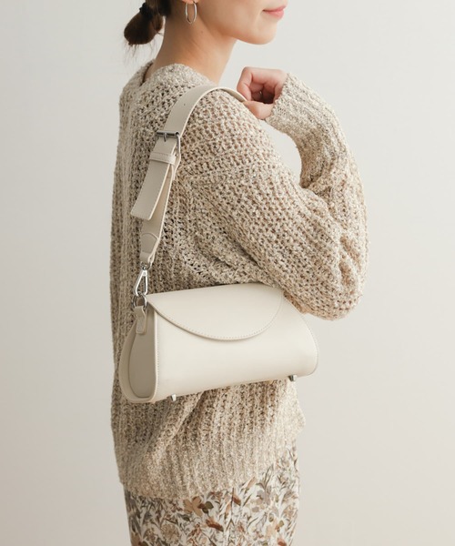 URBAN RESEARCH DOORS（アーバンリサーチドアーズ）の「2ストラップショルダーバッグ（ショルダーバッグ・レディース・アイボリー/ブラック/グリーン・-）」の4枚目の写真