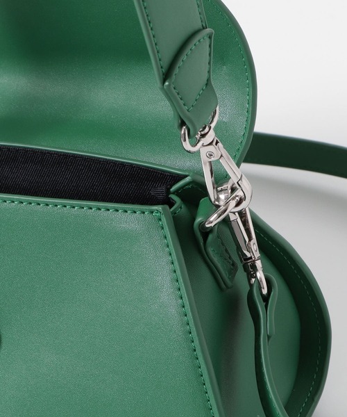 URBAN RESEARCH DOORS（アーバンリサーチドアーズ）の「2ストラップショルダーバッグ（ショルダーバッグ・レディース・アイボリー/ブラック/グリーン・-）」の19枚目の写真