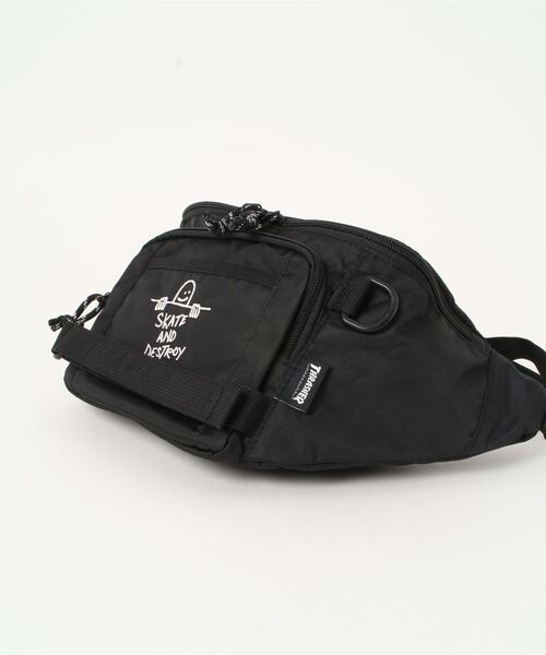 THRASHER(スラッシャー)の「GONZ SAD WAIST BAG/スラッシャーボディバッグ・ウエストポーチ(ボディバッグ/ウエストポーチ・メンズ・ブラック×ホワイト/ブラック×ピンク/ブラック×ブルー/ベージュ・FREE)」の5枚目の写真