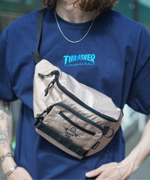 THRASHER(スラッシャー)の「GONZ SAD WAIST BAG/スラッシャーボディバッグ・ウエストポーチ(ボディバッグ/ウエストポーチ・メンズ・ブラック×ホワイト/ブラック×ピンク/ブラック×ブルー/ベージュ・FREE)」の10枚目の写真