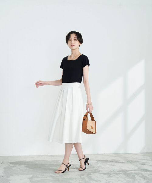 NOLLEY’S(ノーリーズ)の「《手洗い可能》キャップスリーブプルオーバーニット(ニット/セーター・レディース・ブラック/レッド/オフホワイト/ブルー・38)」の13枚目の写真