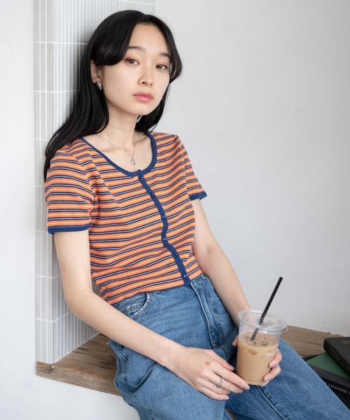 WEGO（ウィゴー）の「WEGO/フロントボタンリブショートＴ（Tシャツ/カットソー・レディース・パープル系その他/ブラック/グリーン系その他/ホワイト/ブラック系その他5/オレンジ系その他6・FREE）」の6枚目の写真