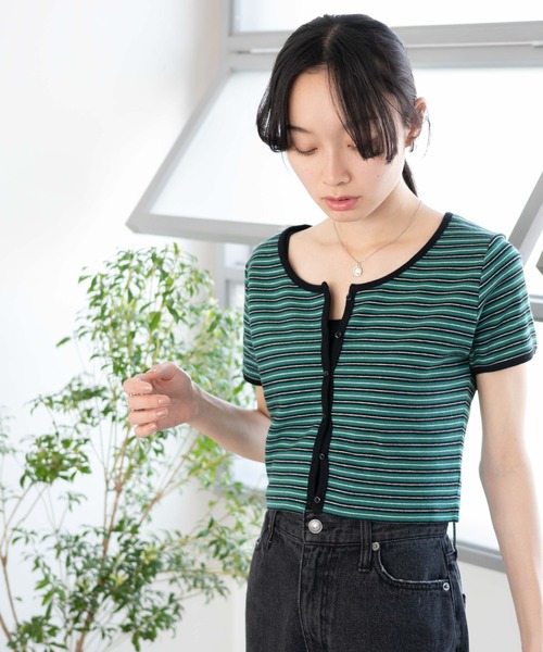 WEGO（ウィゴー）の「WEGO/フロントボタンリブショートＴ（Tシャツ/カットソー・レディース・パープル系その他/ブラック/グリーン系その他/ホワイト/ブラック系その他5/オレンジ系その他6・FREE）」の19枚目の写真