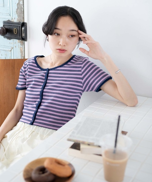 WEGO（ウィゴー）の「WEGO/フロントボタンリブショートＴ（Tシャツ/カットソー・レディース・パープル系その他/ブラック/グリーン系その他/ホワイト/ブラック系その他5/オレンジ系その他6・FREE）」の14枚目の写真