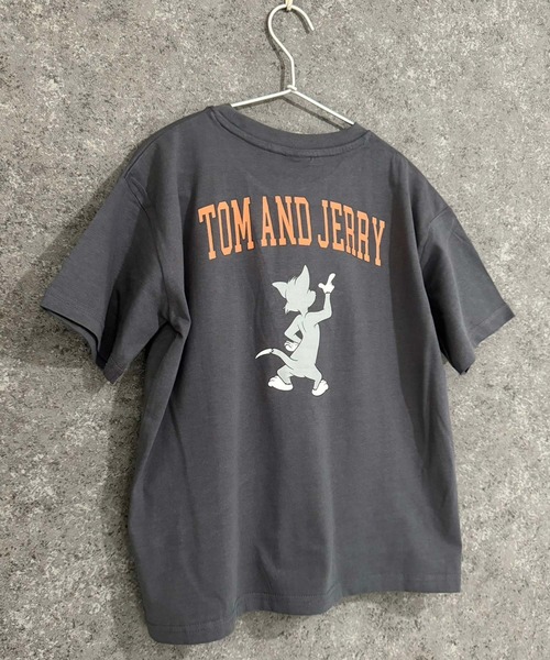 Tom＆Jerry（トムアンドジェリー）の「TOM＆JERRY　BIGシルエット　半袖T（Tシャツ/カットソー・キッズ・ダークグリーン/ベージュ/ベージュ系その他2/ホワイト系その他2/ホワイト系その他3/ベージュ系その他/グレー系その他/ホワイト系その他/オフホワイト/ネイビー/チャコール/ブルー系その他/ダークグリーン系/ベージュ系その他3/グレー系その他3/グレー系その他2・150cm/160cm/120cm/140cm/130cm/110cm）」の6枚目の写真