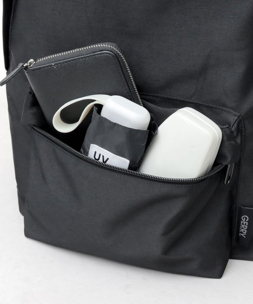 GERRY（ジェリー）の「ポリエステル スタンダード デイパック（バックパック/リュック・メンズ・ブラック・FREE）」の13枚目の写真