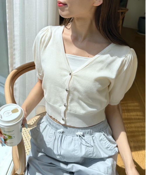 OLIVE des OLIVE(オリーブデオリーブ)の「半袖ハートボタンカーディガン 1031050240(カーディガン/ボレロ・レディース・ブラック/サックスブルー/オフホワイト/レッド/ラベンダー・FREE)」の1枚目の写真