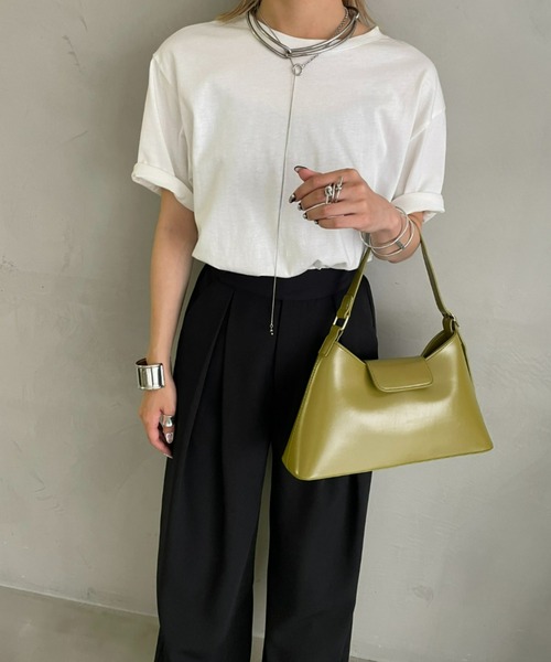 AIC.(エーアイシー)の「再入荷 フェイクレザーハンドバッグ(ハンドバッグ・レディース・ブラック/オリーブ/シルバー・FREE)」の19枚目の写真